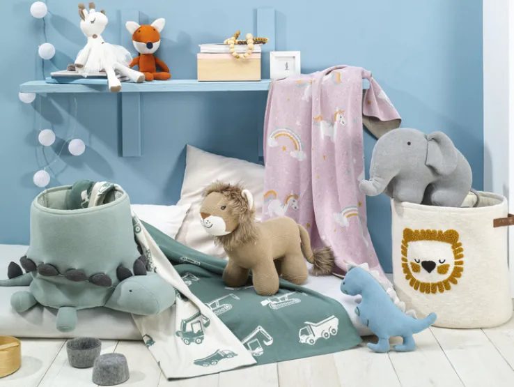 casaNOVA Kinderdecke FAHRZEUGE 80 x 100 cm grün/beige