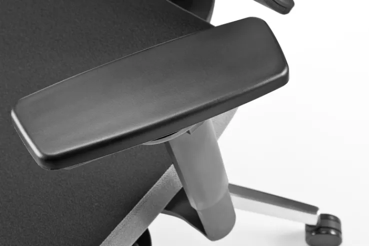 Drehstuhl PREMIUM II 70 x 133 cm schwarz/ chromfarbig