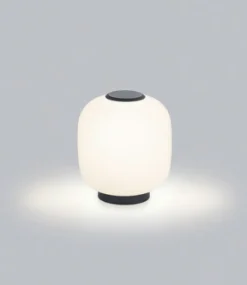 helestra LED Tischlampe MILO Glas Ø 18 cm Höhe 20 cm matt Schwarz/Weiß