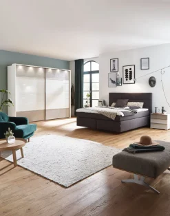 Kleiderschrank 250 x 217 x 67 cm Holznachbildung grau/weiß