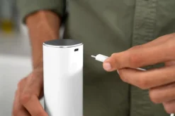 ZWILLING elektrische Salz- & Pfeffermühle ENFINIGY weiß